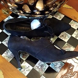 Vintage💕 DONNAKARAN Blk Suede Pumps sz 9.5